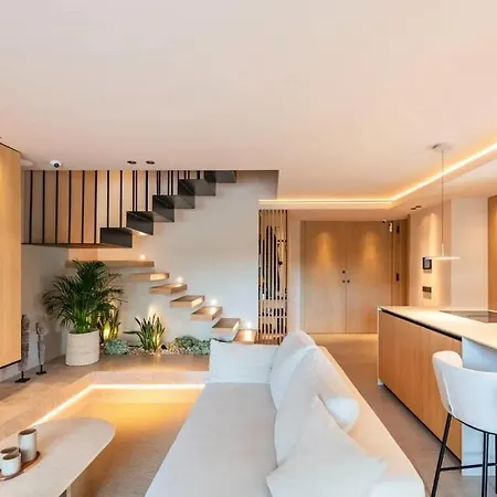Beautiful Duplex Penthouse
