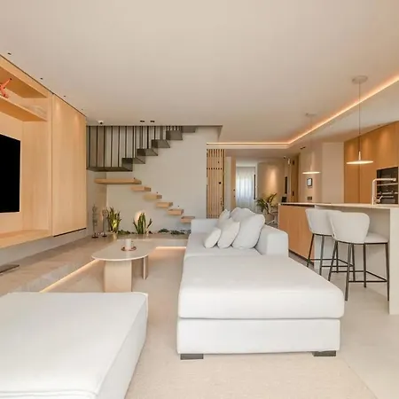 Beautiful Duplex Penthouse