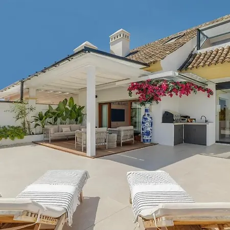 Beautiful Duplex Penthouse Apartment Marbella